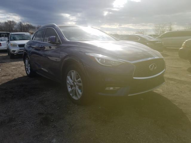 Infiniti Qx30 base (2017)