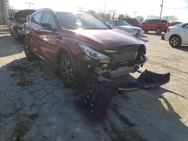 Infiniti Qx30 base (2017)