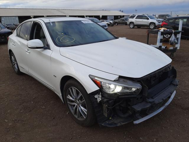 Infiniti Q50 base (2016)