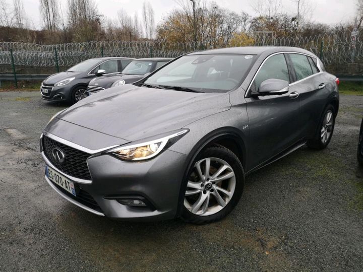Infiniti Q30 (2017)