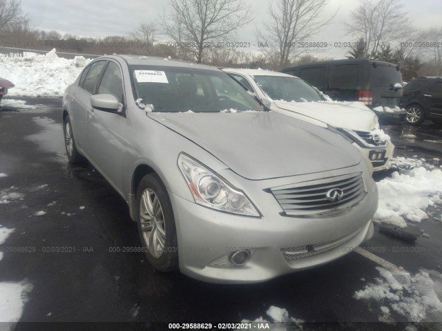Infiniti G37 sedan (2013)