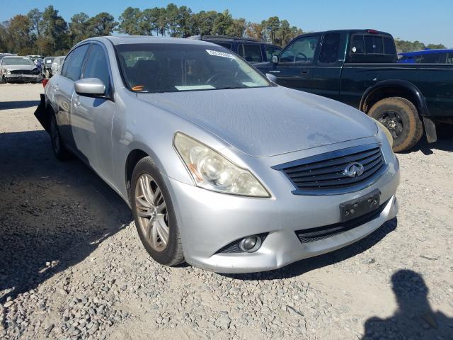 Infiniti G25 base (2012)