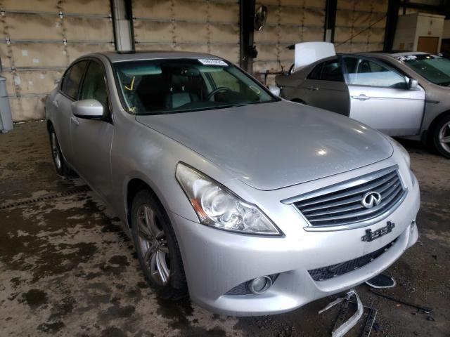 Infiniti G37 base (2013)