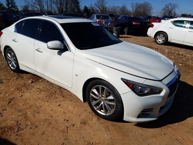 Infiniti Q50 base (2014)