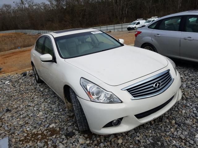 Infiniti G25 base (2012)