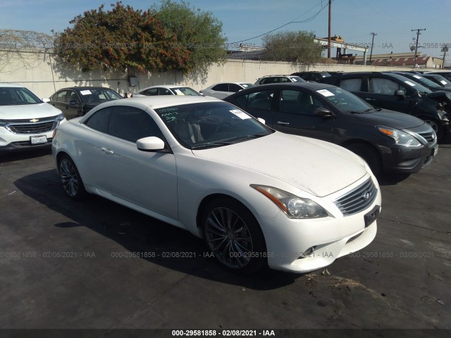 Infiniti G37 convertible (2011)