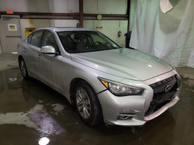 Infiniti Q50 base (2014)