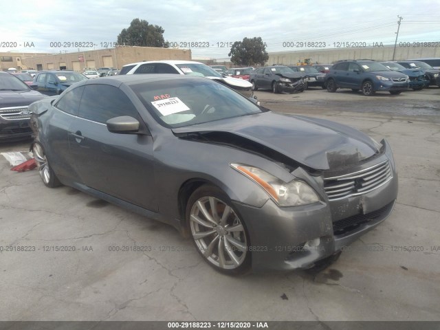 Infiniti G37 convertible (2010)