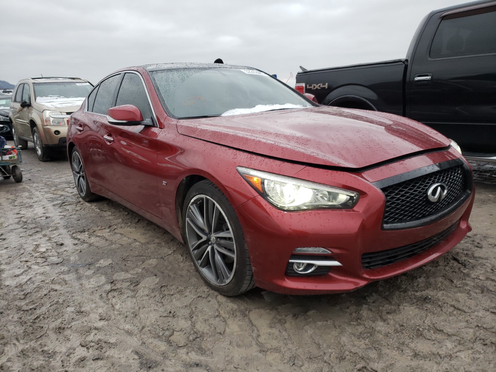 Infiniti Q50 base (2015)