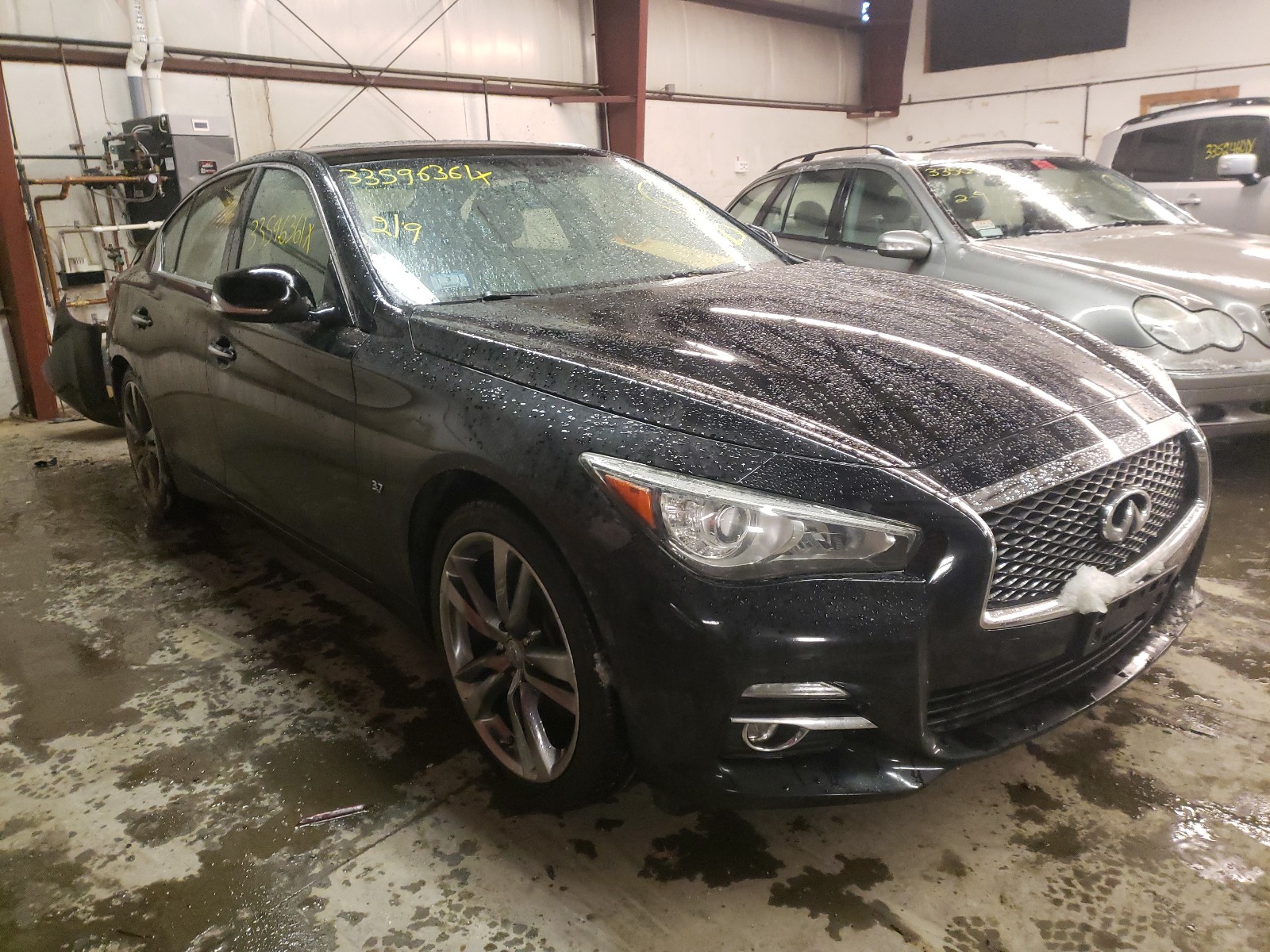 Infiniti Q50 base (2014)