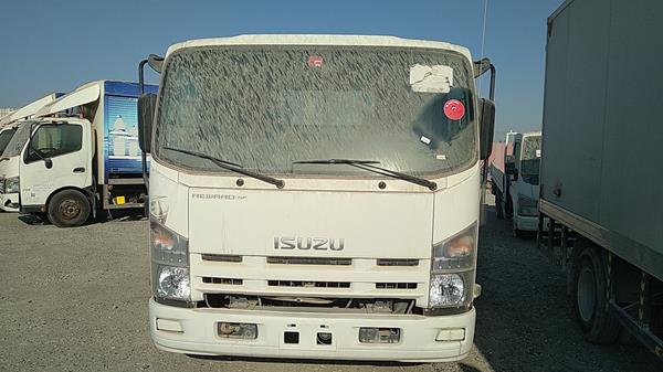 Isuzu Npr (2017)