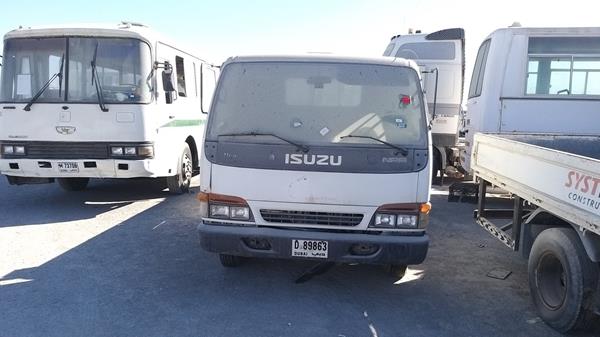 Isuzu Npr (2001)