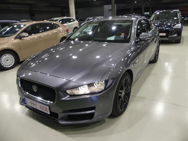 Jaguar Xe (2016)