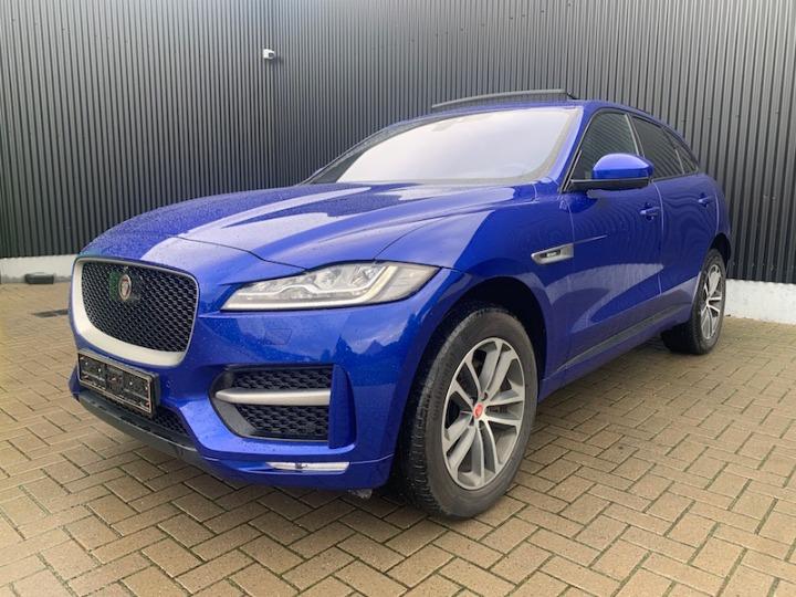 Jaguar F-pace suv (2017)