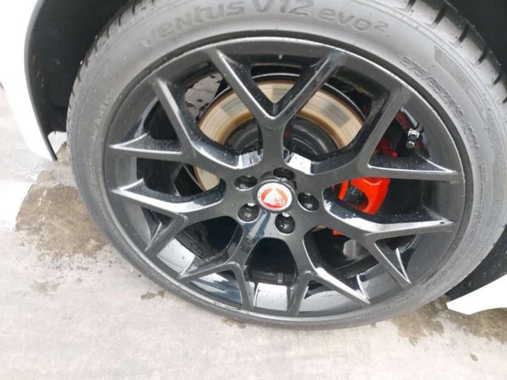 Jaguar F-type 2014