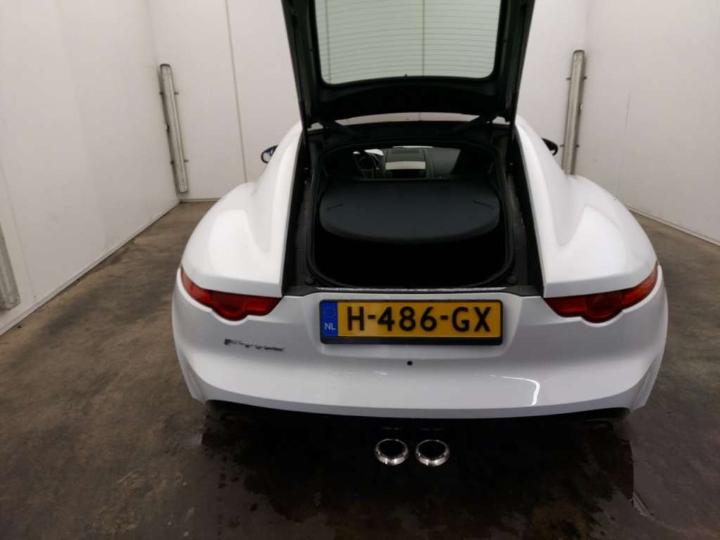 Jaguar F-type 2014