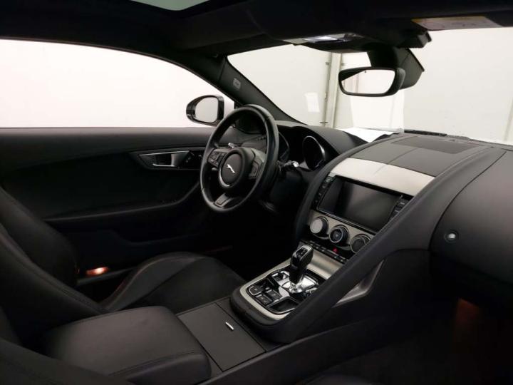 Jaguar F-type 2014