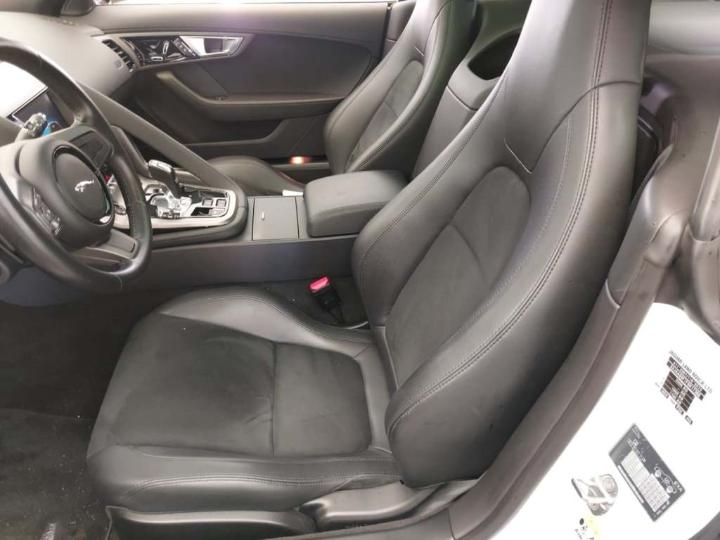 Jaguar F-type 2014