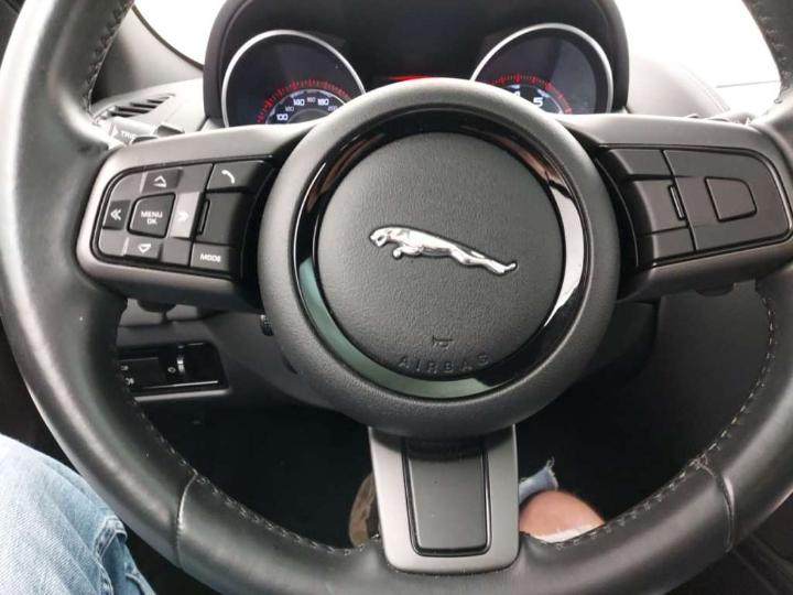 Jaguar F-type 2014