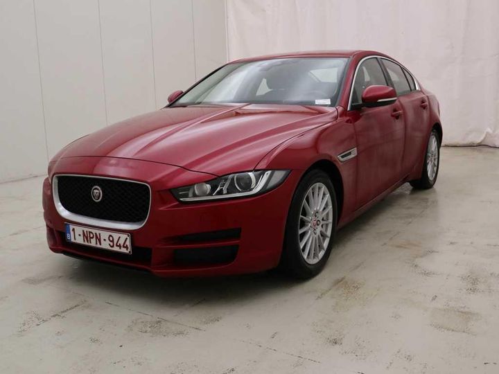 Jaguar Xe (2016)