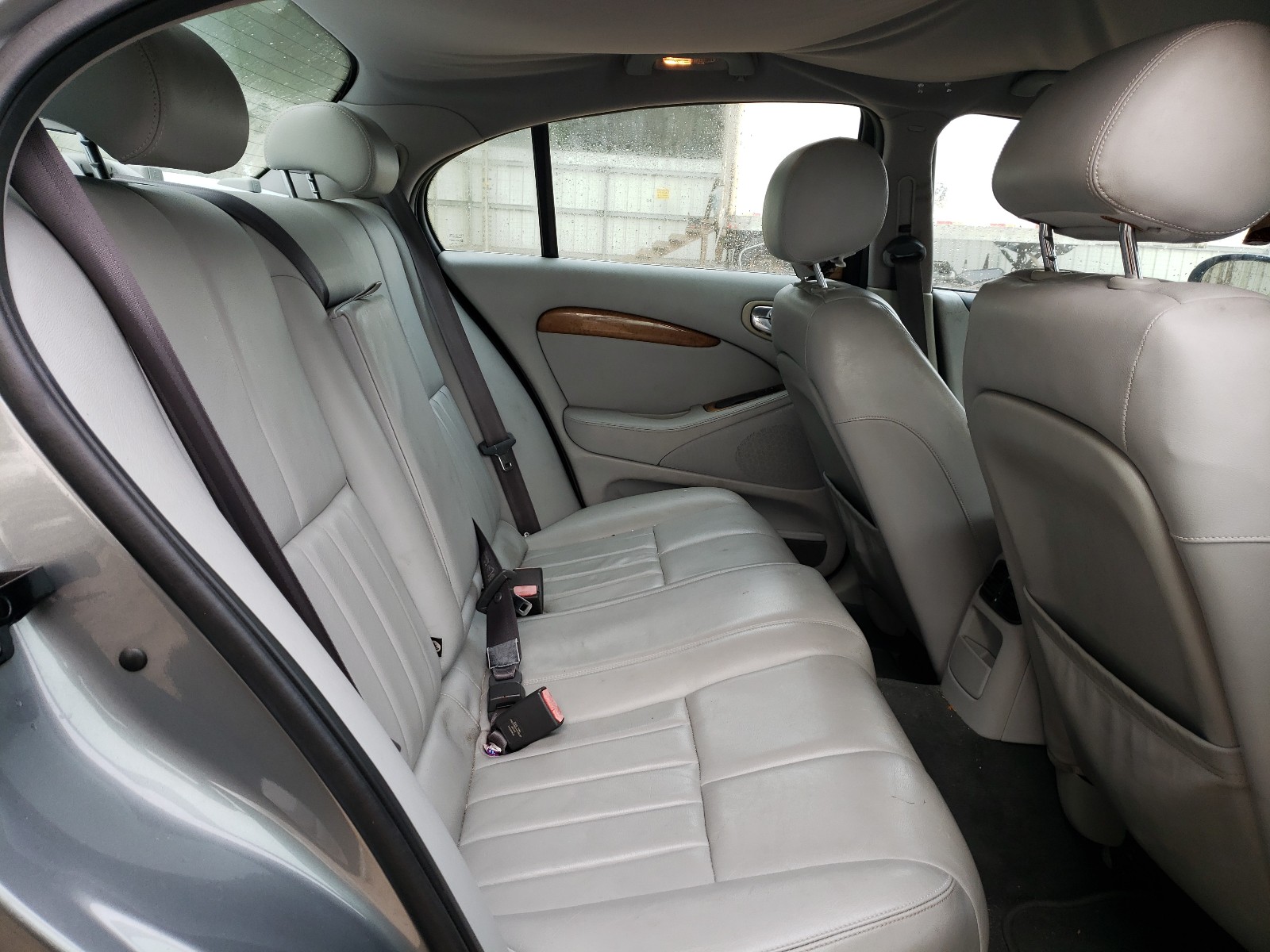 Jaguar S-type 2003