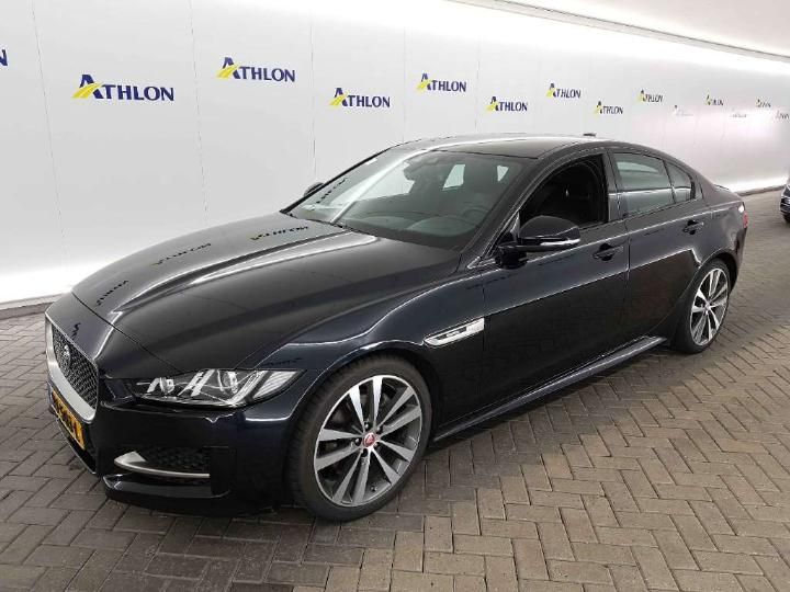 Jaguar Xe (2018)