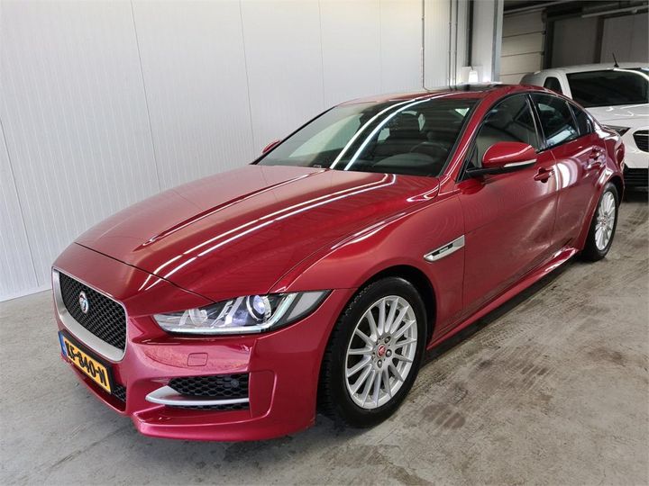 Jaguar Xe (2016)