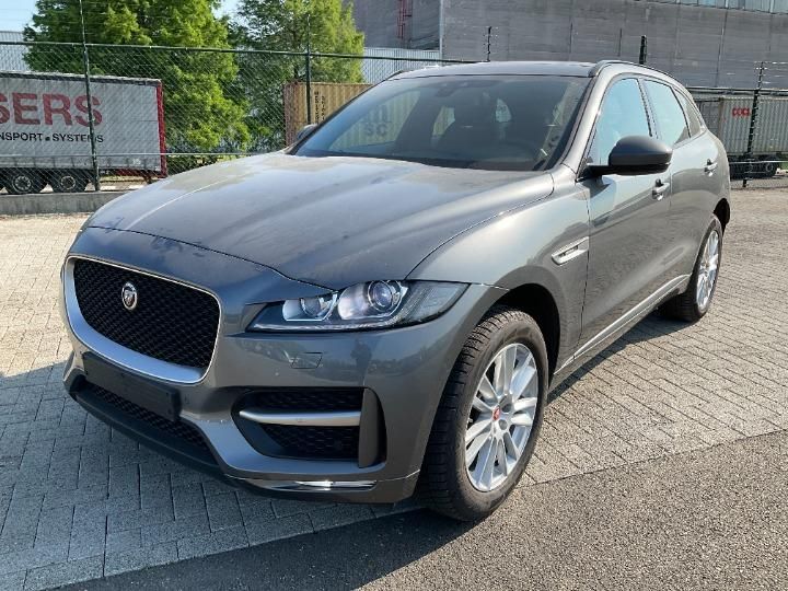 Jaguar F-pace suv (2017)