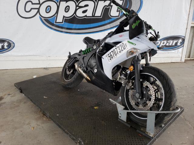 Kawasaki Ex650 e (2015)
