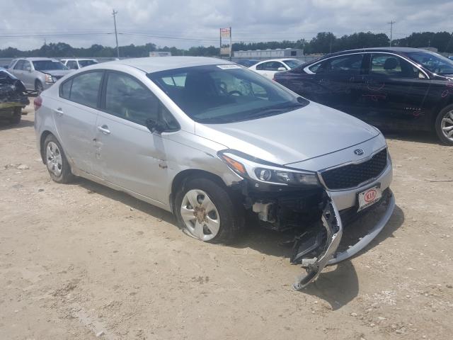 Kia Forte lx (2017)