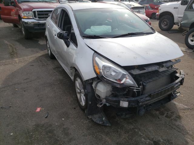 Kia Rio ex (2016)