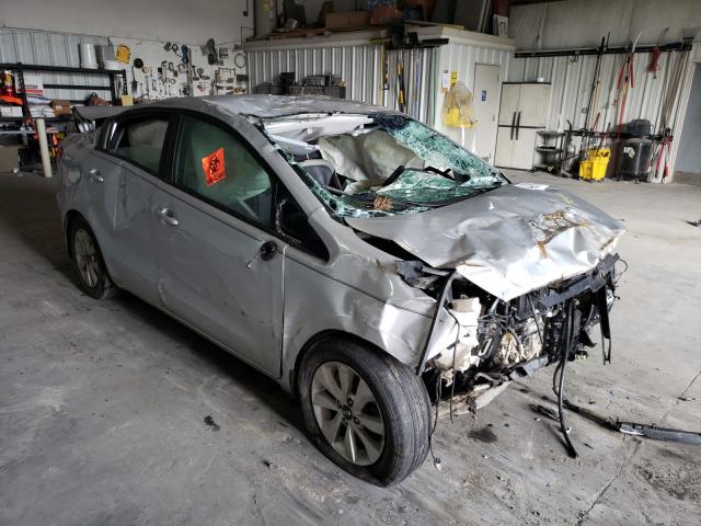 Kia Rio ex (2016)