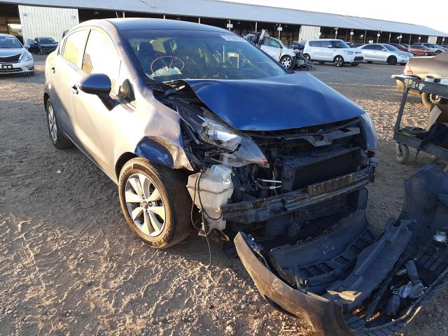 Kia Rio ex (2016)