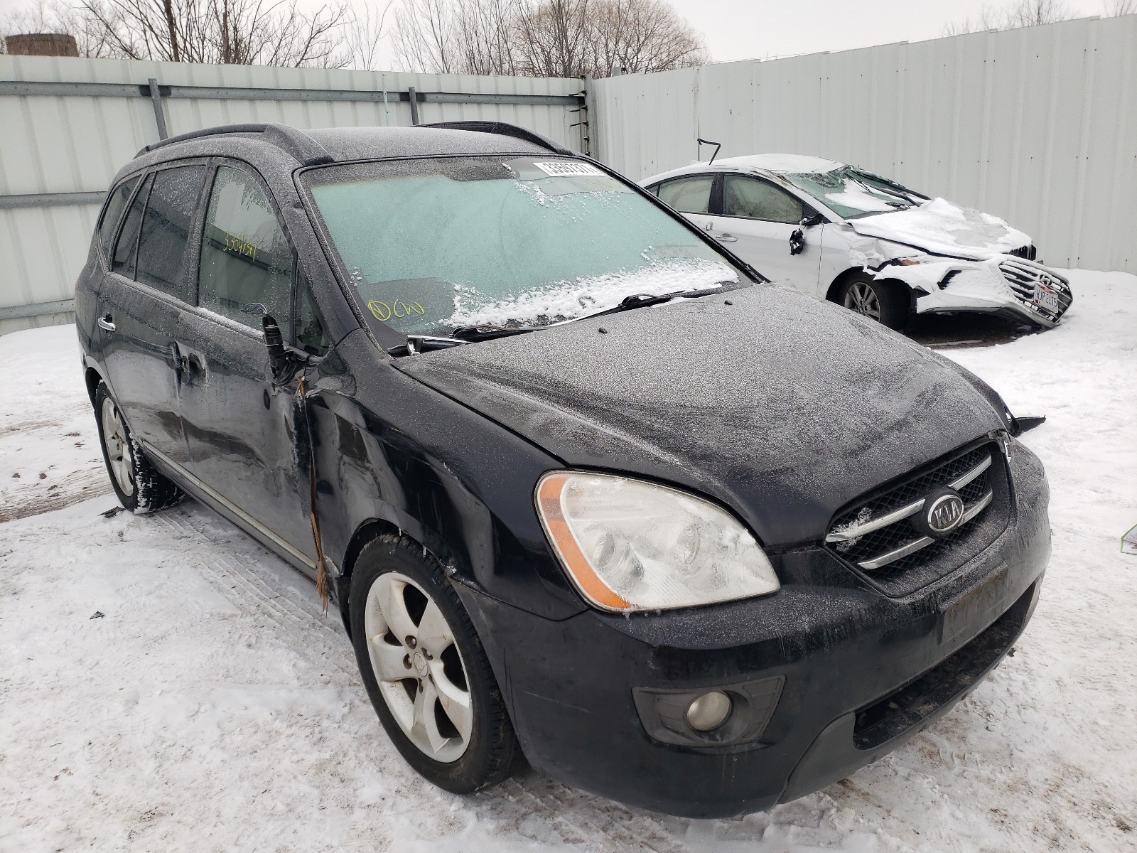 Kia Rondo (2007)