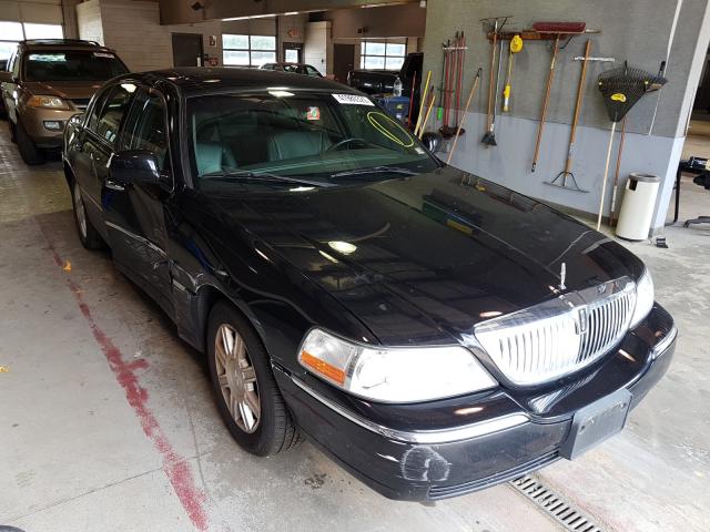 Lincoln Town car e (2011)
