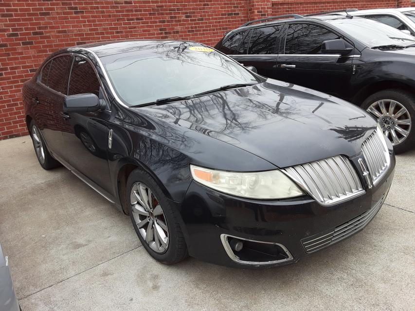 Lincoln Mks (2010)