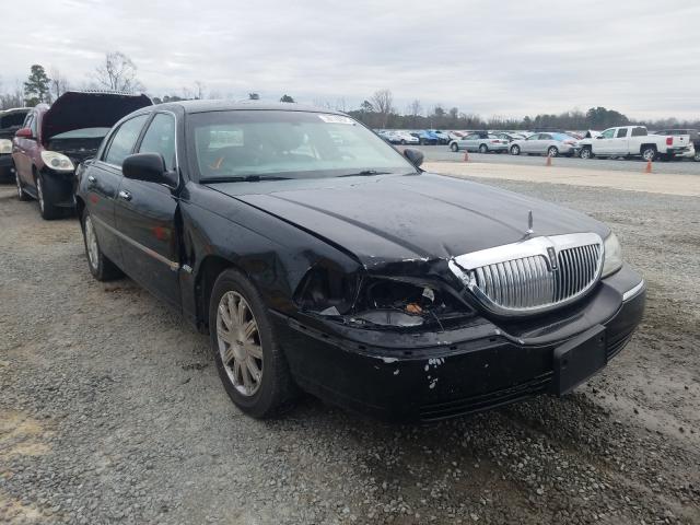 Lincoln Town car s (2011)