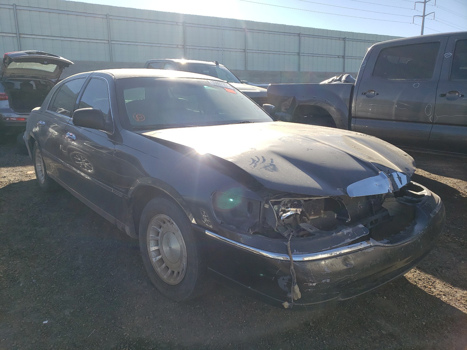 Lincoln Town car e (2001)