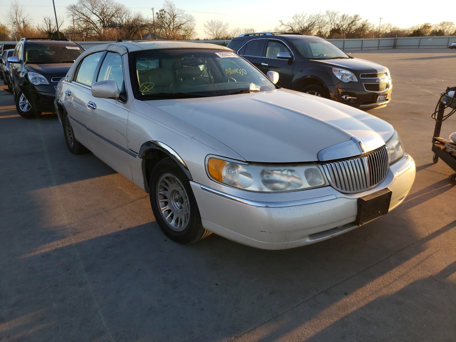 Lincoln Town car c (2001)