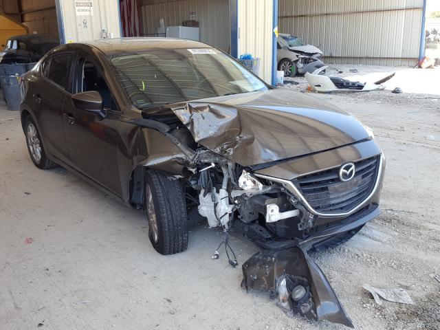 Mazda 3 grand to (2015)