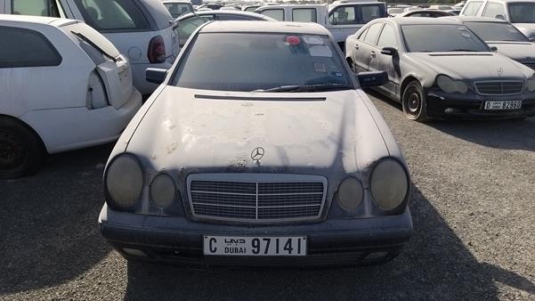 Mercedes-benz E320 (1999)