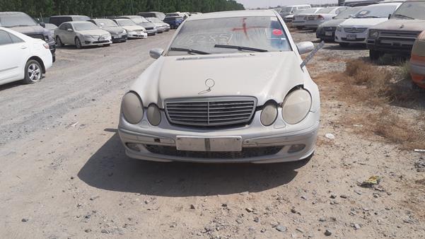 Mercedes-benz E320 (2001)