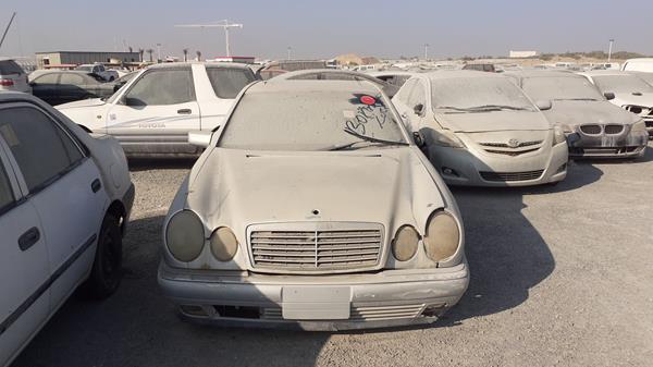 Mercedes-benz E320 (1996)
