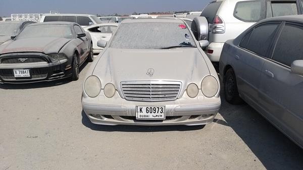 Mercedes-benz E320 (2000)