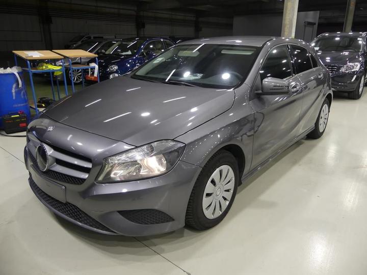Mercedes-benz A (2015)