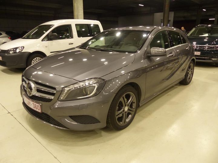 Mercedes-benz A (2015)