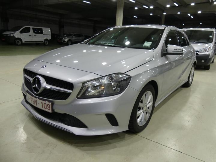 Mercedes-benz A (2016)