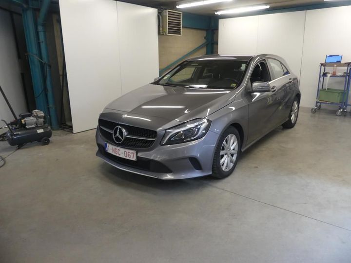 Mercedes-benz A (2016)