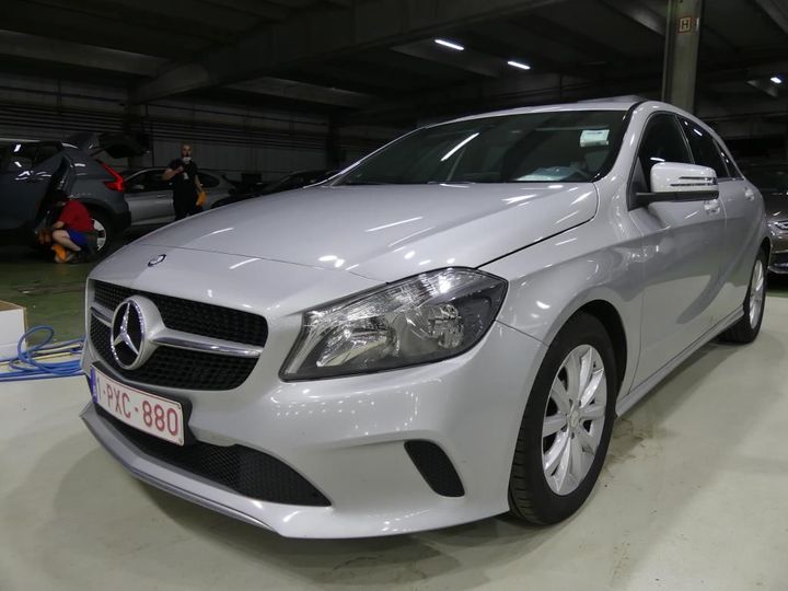 Mercedes-benz A (2016)