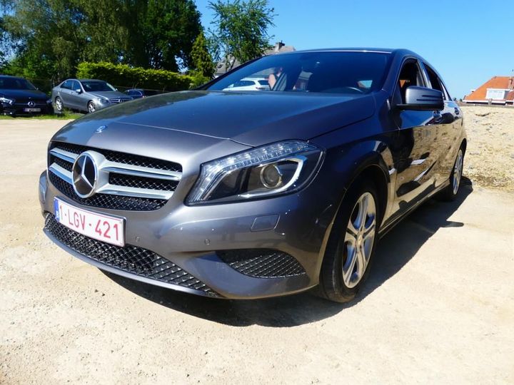 Mercedes-benz A (2015)